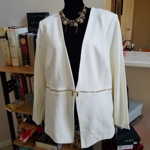 Premise Woman Cream Jacket with Gold Zipper